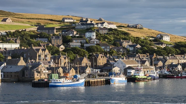 Orkney debates motion to become territory of Norway