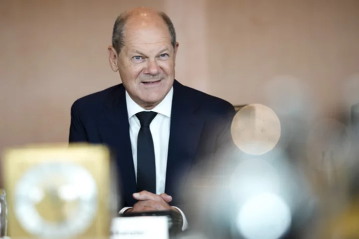 Germany's Scholz vows a quick resolution to his coalition government's latest standoff