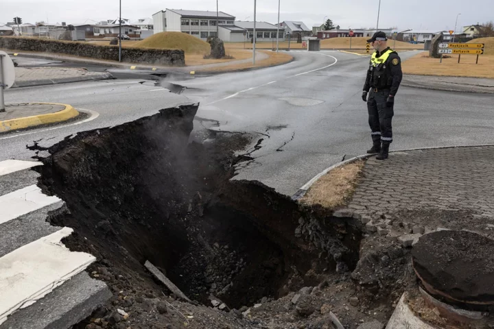 Iceland volcano – live: Eruption likely scientists warn as country’s ‘biggest bulldozer’ builds defences