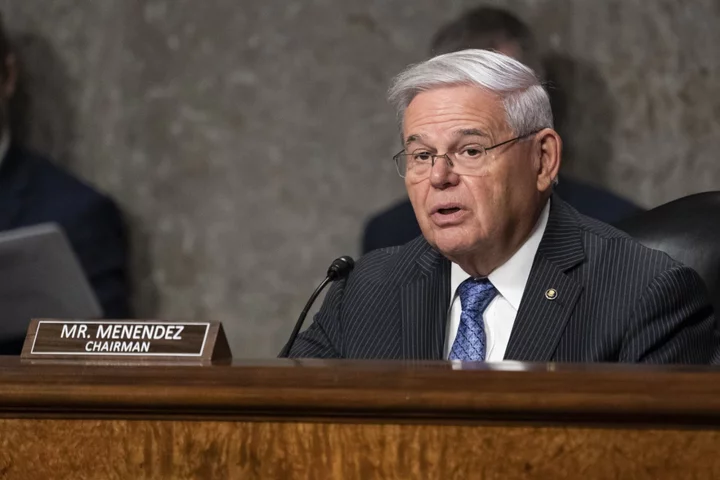 Menendez Vows to Fight Corruption Charges, Stay in Senate