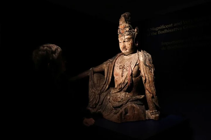 Rare Chinese Buddha statue up for auction at Bonhams in Paris