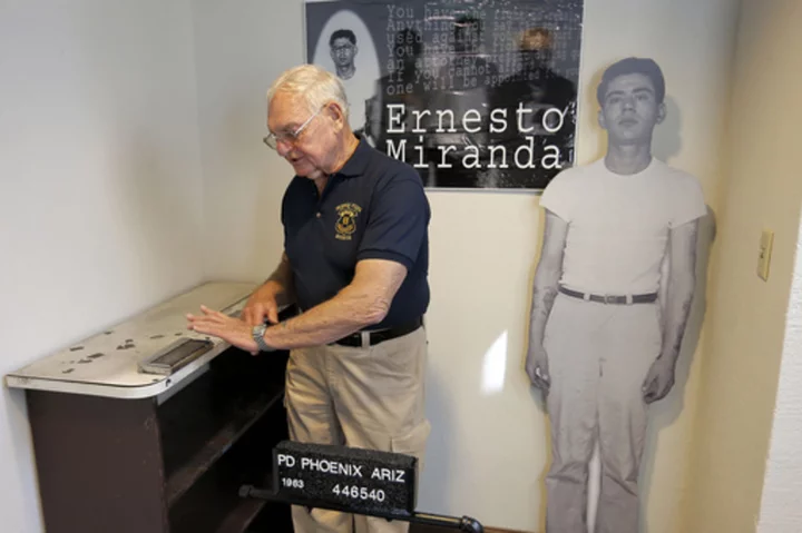 Retired Phoenix police officer in landmark Miranda rights case dies at 87