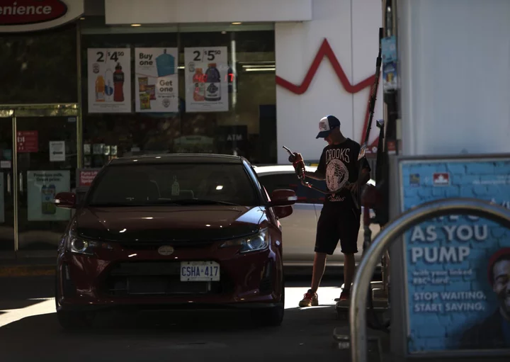 Canada Inflation Slows, Easing Pressure for July Rate Hike