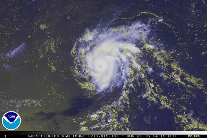 'Record' ocean temps lift Atlantic hurricane outlook
