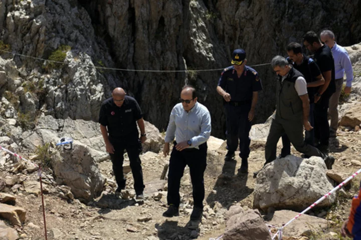 Rescue begins of ailing US researcher stuck 3,000 feet inside a Turkish cave, Turkish officials say