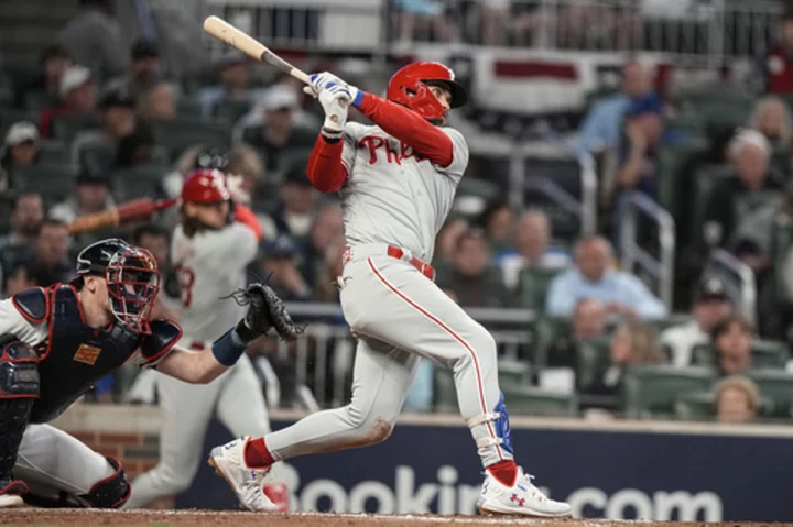 Harper homers, Phillies shut down slugging Braves 3-0 in Game 1 of NLDS