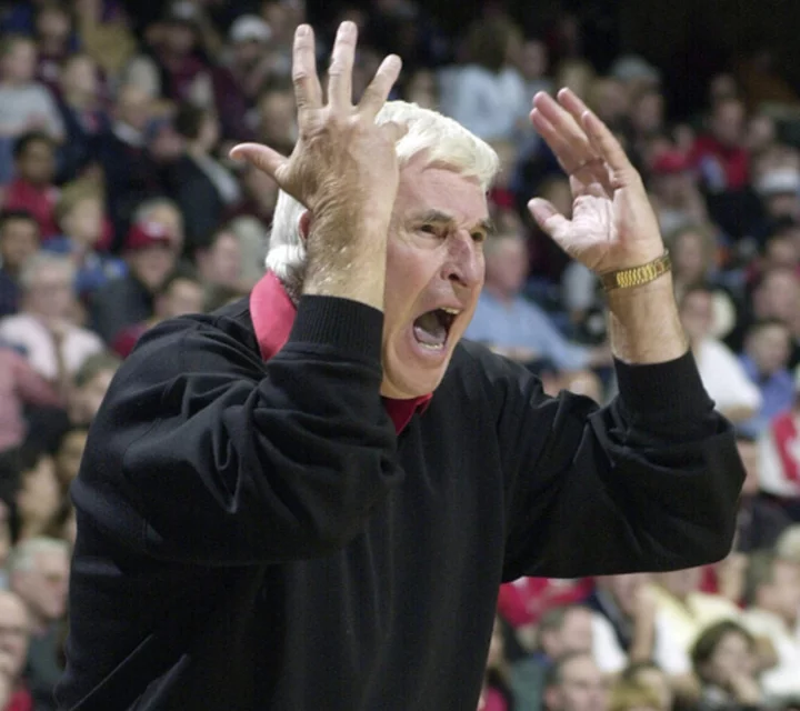 Bob Knight, Indiana’s combustible coaching giant, dies at age 83