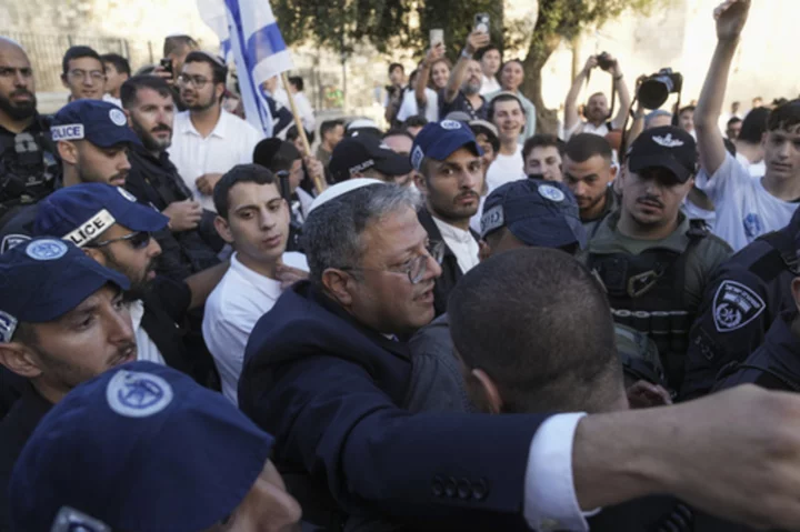 Extremist Israeli Cabinet minister visits sensitive Jerusalem holy site