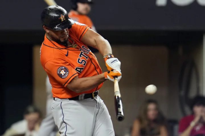 Abreu, Alvarez and Altuve help Astros pull even in ALCS with 10-3 win over Rangers in Game 4