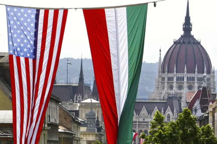 US restricts visa-free travel for Hungarian passport holders, citing security concerns