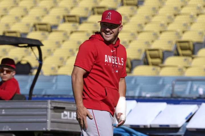 Mike Trout won't attend All-Star game while he recovers from broken left wrist