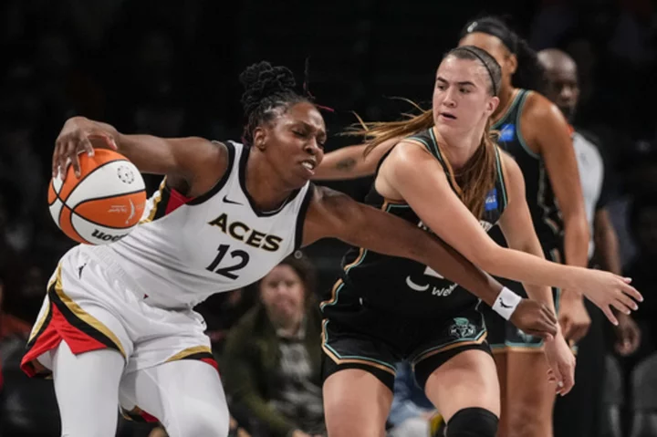 Aces star guard Chelsea Gray injured in fourth quarter against Liberty