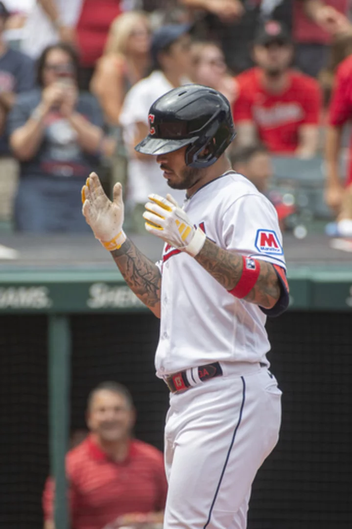 White Sox rally for 3 runs in ninth, beat Guardians 5-3 as teams await discipline for nasty brawl