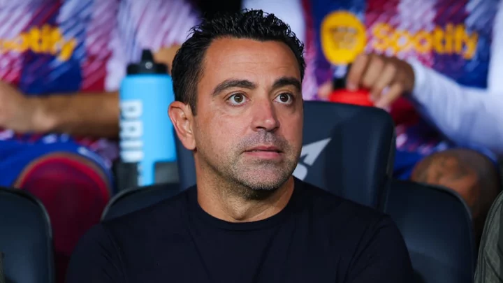 Xavi signs new contract at Barcelona until 2025