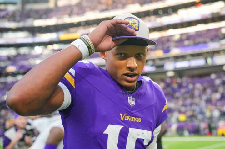 Overreaction Monday: Should Vikings stick with Josh Dobbs beyond this season?