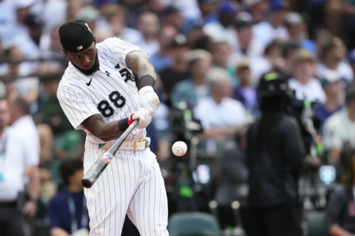 White Sox slugger Luis Robert Jr. out of All-Star Game due to calf tightness