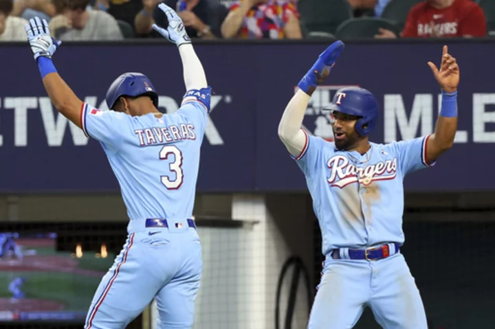 Seager, Duran star as Texas Rangers rally past Toronto Blue Jays 11-7