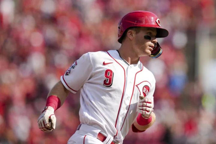 Reds hit back-to-back-to-back homers in 6th in 4-2 win over the Diamondbacks