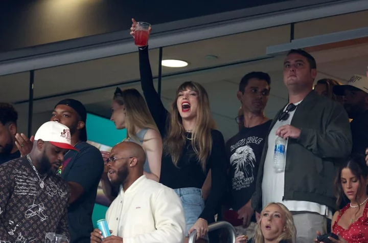 Is Taylor Swift at the Chiefs game tonight, Oct. 12?