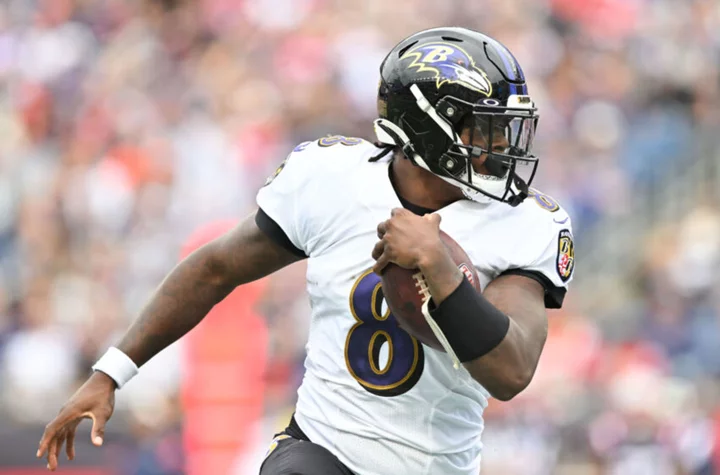 Lamar Jackson not big-timing Ravens, even after new contract