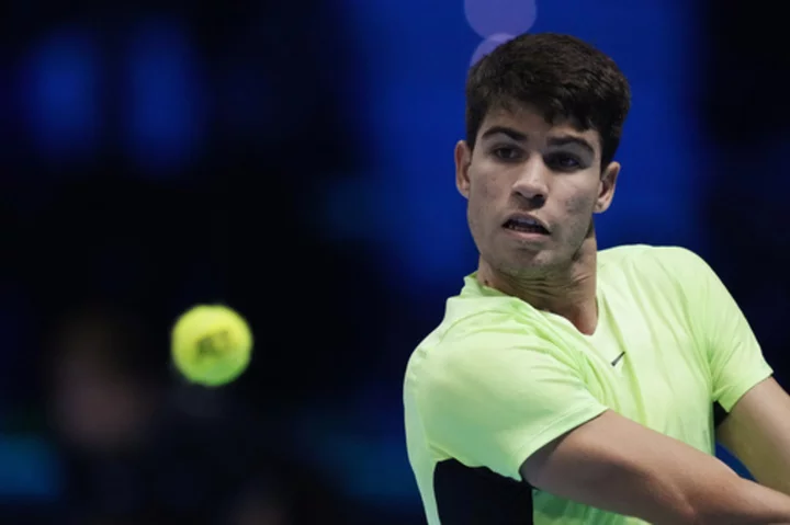 Carlos Alcaraz loses to Alexander Zverev 6-7 (3), 6-3, 6-4 in his debut at the ATP Finals