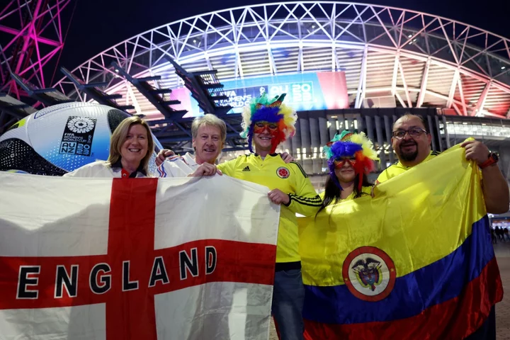 Watch live as England and Colombia fans arrive for Women’s World Cup quarter-final