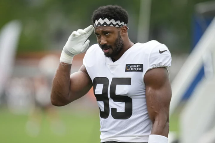 Browns' Myles Garrett back from foot issue and practicing. Jack Conklin is in concussion protocol