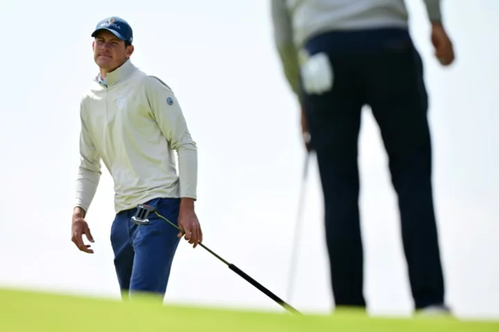 British Open lead 'surreal' for unheralded amateur Lamprecht