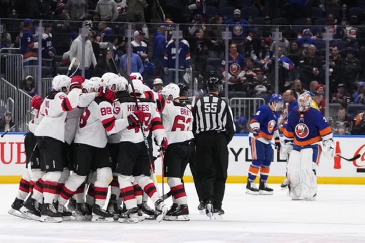 Jack Hughes scores second goal of game in OT as Devils beat Islanders 5-4