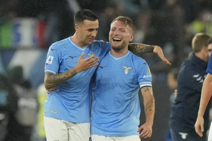 Injury time penalty gives Lazio late win over Fiorentina. Atalanta beats Empoli