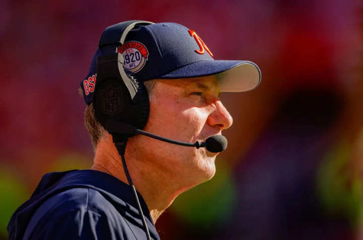 Matt Eberflus gives Bears fans little hope that things will turn around