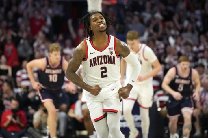 Love scores 20 points as No. 3 Arizona overpowers Belmont 100-68