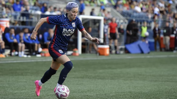 USWNT's Megan Rapinoe subbed off early through injury in OL Reign win