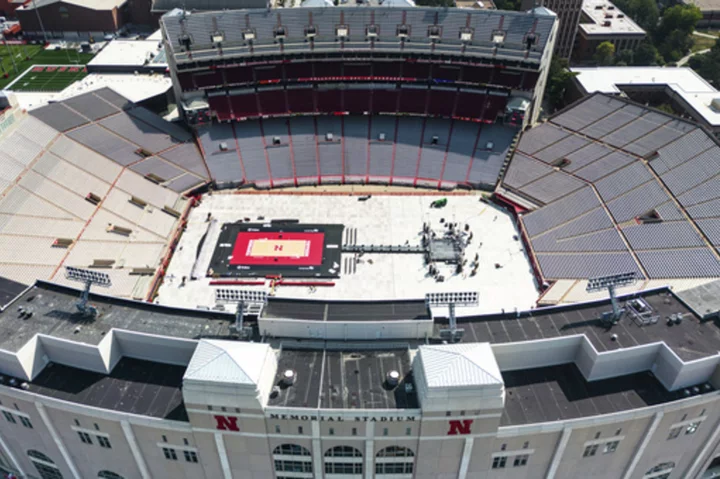 Nebraska volleyball stadium event could draw 90,000-plus and set women's world attendance record