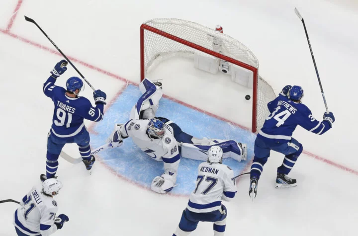 Maple Leafs’ Auston Matthews challenges Justin Bieber to NHL video game rematch