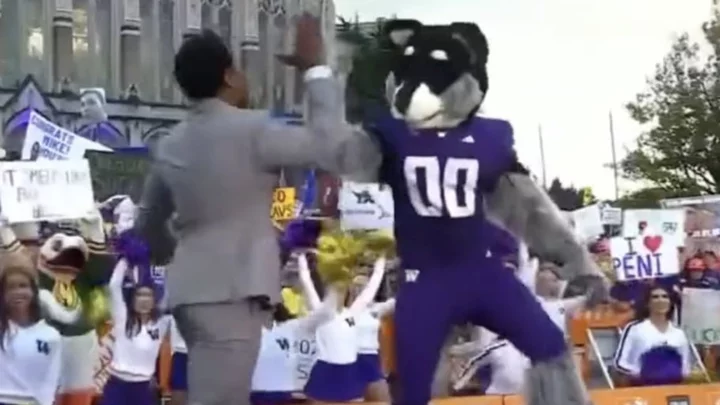 Desmond Howard Sang About Big Penix Energy on 'College GameDay'