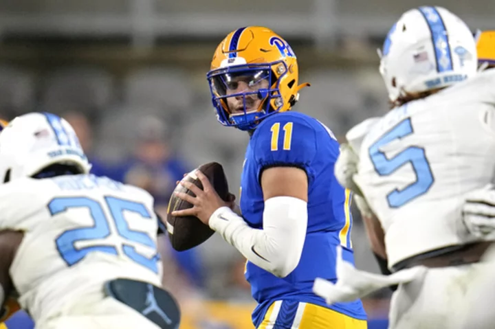 Eyeing a 'spark' after a 1-4 start, Pitt benches QB Phil Jurkovec in favor of Christian Veilleux