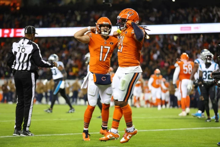 Bears hold off Panthers 16-13 in battle of struggling NFL teams