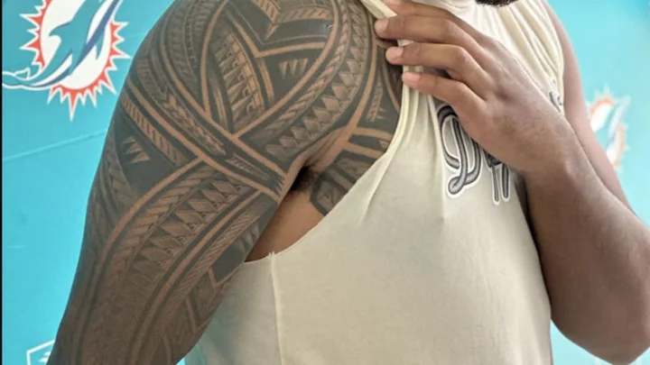 Tua Tagovailoa's New Tattoo Is Massive, Awesome