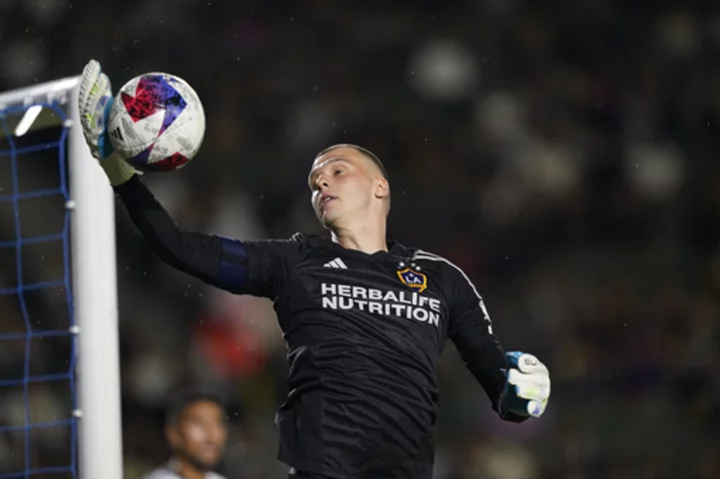 Galaxy, Real Salt Lake play to 2-2 draw, clinching top-four seed for LAFC