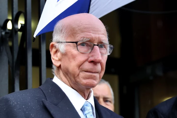 Manchester United and England great Sir Bobby Charlton dies aged 86