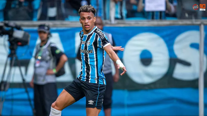 Arsenal open talks to sign Gremio midfielder Bitello