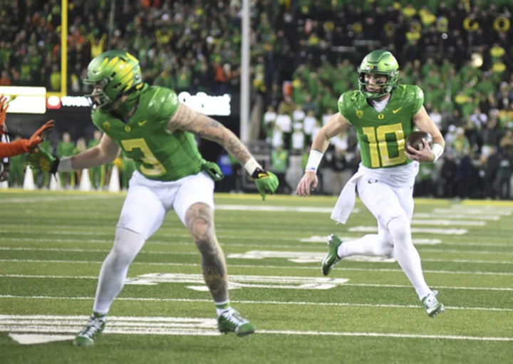 Oregon defeats Oregon State 31-7 for a spot in the Pac-12 title game as rivalry ends for now