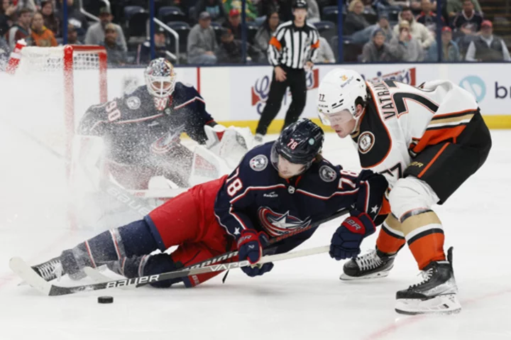 Vatrano scores on a breakaway in OT, Ducks snap 3-game skid with 3-2 win over Blue Jackets 3-2