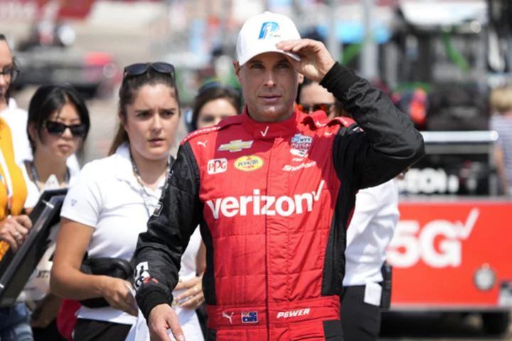 Power wins pole position for both races of IndyCar doubleheader at Iowa Speedway