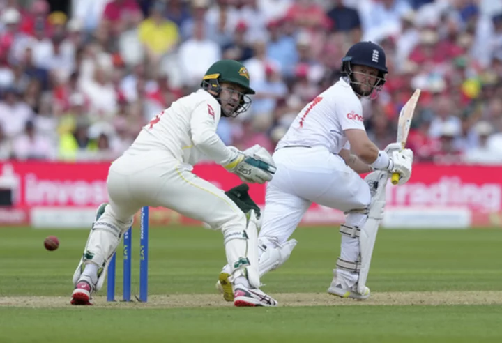 England cruise to 145-1 by tea after bowling Australia for 416 in 2nd Ashes test