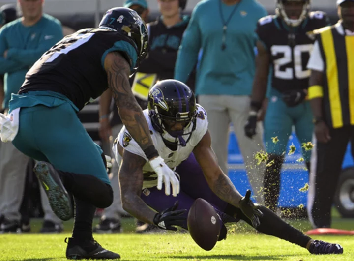 Raiders sign 2-time All-Pro cornerback Marcus Peters