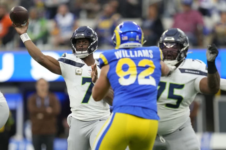 Seahawks QB Geno Smith, Rams WR Cooper Kupp both sidelined by injuries in 2nd half
