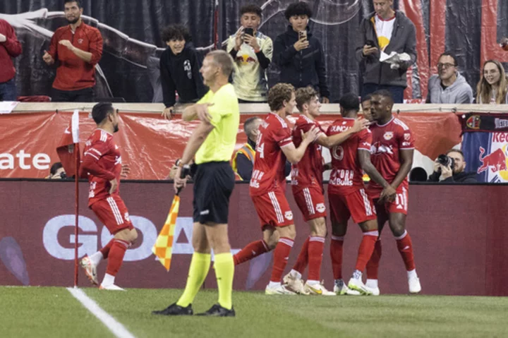 Elias Manoel secures Red Bulls' first playoff hat trick in 5-2 win over Charlotte