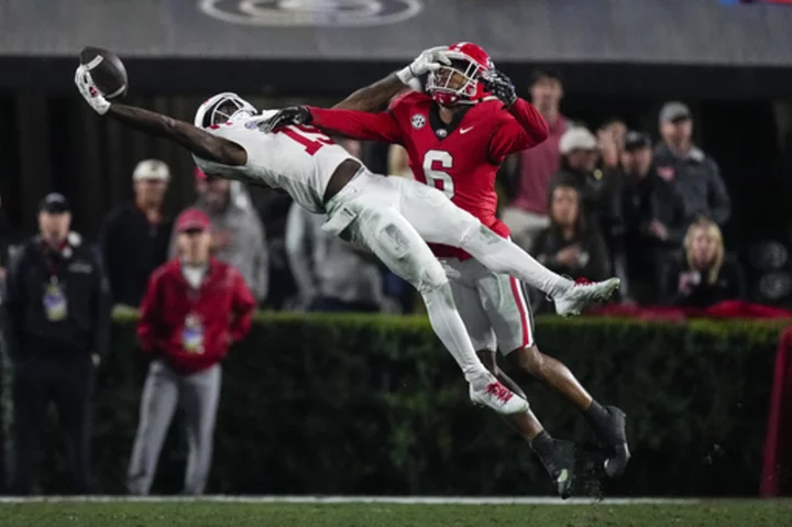 No. 13 Mississippi hosts Louisiana-Monroe ahead of quick Egg Bowl turnaround